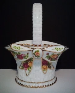 Cesta Royal Albert Porcelana Hueso China Mango Antiguo Patrón Rosas de Campo - Imagen 1 de 7