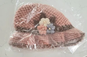 Rosa Strickmütze mit Blumenmuster - Neu mit Etikett - Bild 1 von 2