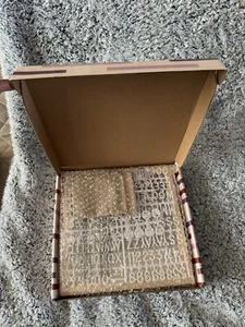 XO Sienna Felt Message Board With Letters 10x10" Purple & Natural - Picture 1 of 6