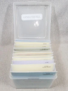 Caja de almacenamiento CERCA de mi CORAZÓN + 11 juegos de estampillas MIS ACRÍLICAS mamá, Halloween, Pascua - Imagen 1 de 6