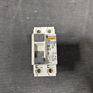 Merlin Gerin Multi 9 Disjoncteur - Utilisé, Rayures, Sans Boîte - Imagen 1 de 9
