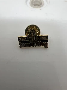SUN VALLEY 50 Year Anniversary Skiing Ski Pin IDAHO Resort Souvenir Travel Lapel - Picture 1 of 4