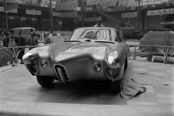 Oldsmobile Golden Rocket Concept Car Motor Show 1957 Car Old Photo 3 - image 1 of 1