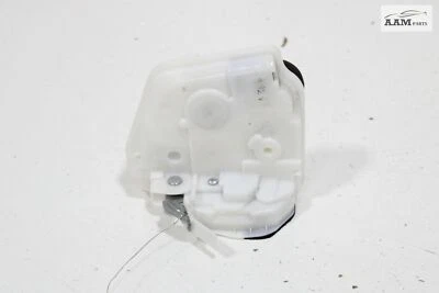 Actuador de cierre de puerta lateral izquierda trasera Mazda CX-5 2017-2023 KB7W-73-310 OEM Foto 1 de 4