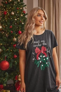 Mistletoe Print Christmas Nightdress - Picture 1 of 7