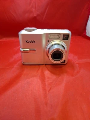 KODAK EasyShare C703 7.1MP Digital Camera in Silver - Image 1 of 4