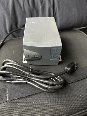 AMETEK Powervar .65 Power Conditioner 2 Outlet  -  ABC100-11W. - Image 1 of 4
