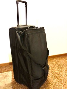 tumi wheeled duffle