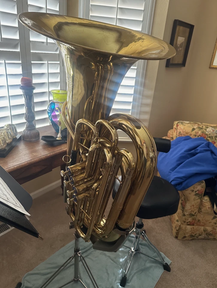 Tuba BBb Bohm Meinl, excelente estado, campana de 20", diámetro .750 Foto 1 de 4