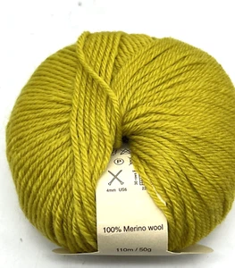 Debbie Bliss Merino DK Wool Yarn 225503 Yellow 50 g 122 yds - Picture 1 of 2