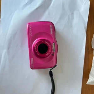 Nikon Coolpix W100 Digital Camera 13.2MP Water/Shockproof 3X Optical Zoom WiFi - Picture 1 of 5