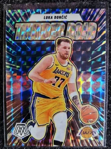 2024-25 Panini Mosaic - Thunder Road Luka Dončić #1 Mosaic Silver Prizm - Bild 1 von 2
