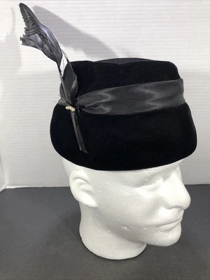 Sombrero Fascinador Largo Pluma Negra Terciopelo Negro Vintage Damas Foto 1 de 4