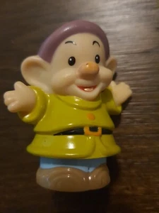 2012 MATTEL FISHER PRICE LITTLE PEOPLE DISNEY SNOW WHITE DWARF DOPEY - Picture 1 of 4
