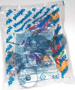 3 Viking Playmobil 7677 to Round Shield Helmets Weapons ORIGINAL IN FOIL OVP NEW - Picture 1 of 2