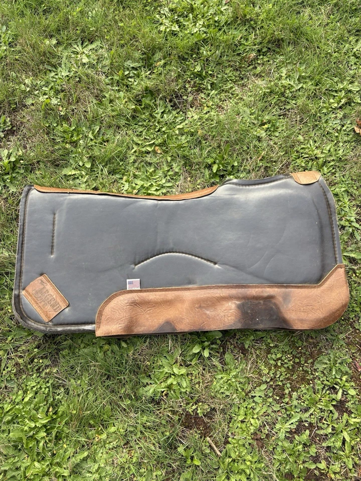 Impact Gel Legends Elite Saddle Pad  - Image 1 of 3