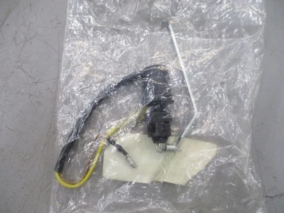 INTERRUPTOR LUZ FRENO TRASERO YAMAHA FJ1100 FJ1200 FJ 1100 1200 36Y-82530-02-00 NOS Foto 1 de 2