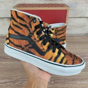 NEW Vans Sk8 Hi Tiger Print Shoes Women's Size 7 Animal Skate Casual Sneakers - Picture 1 of 9