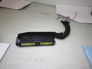 Vauxhall Opel Zafira B 1.8 engine bay ECU wiring connector plug - Picture 1 of 5