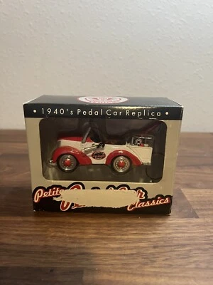 1940's Pedal Car Replica Petite Pedal Car Classics 1:12 Scale Tow Truck - Image 1 of 4