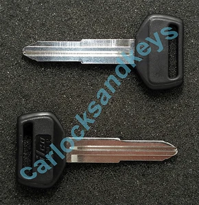 NEW 1991-1998 Toyota Landcruiser Key blanks blank - Picture 1 of 1