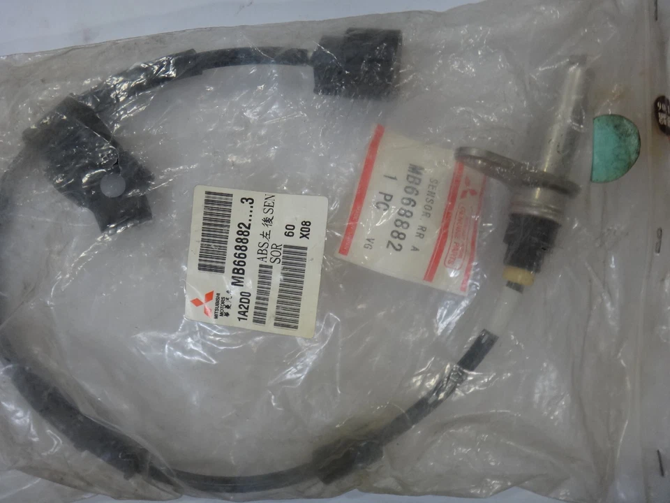Sensor de velocidad ABS trasero izquierdo genuino MB668882 para Mitsubishi Expo Expo LRV Foto 1 de 1