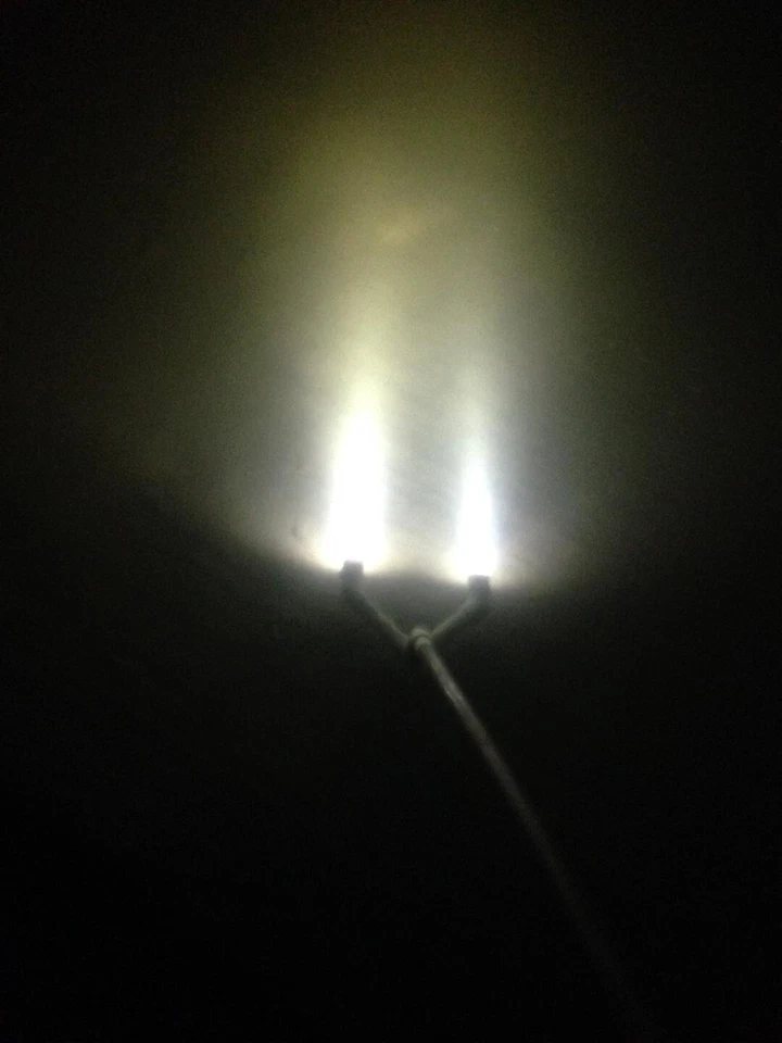 Platija Gigging Lanza Pesca Gig Doble Cabeza LED 1800 lms x2 Curvo Foto 1 de 4