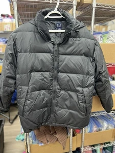 Gap Jacke Herren klein schwarz Daunen gefüllt Puffer Mantel Kapuze - Bild 1 von 3