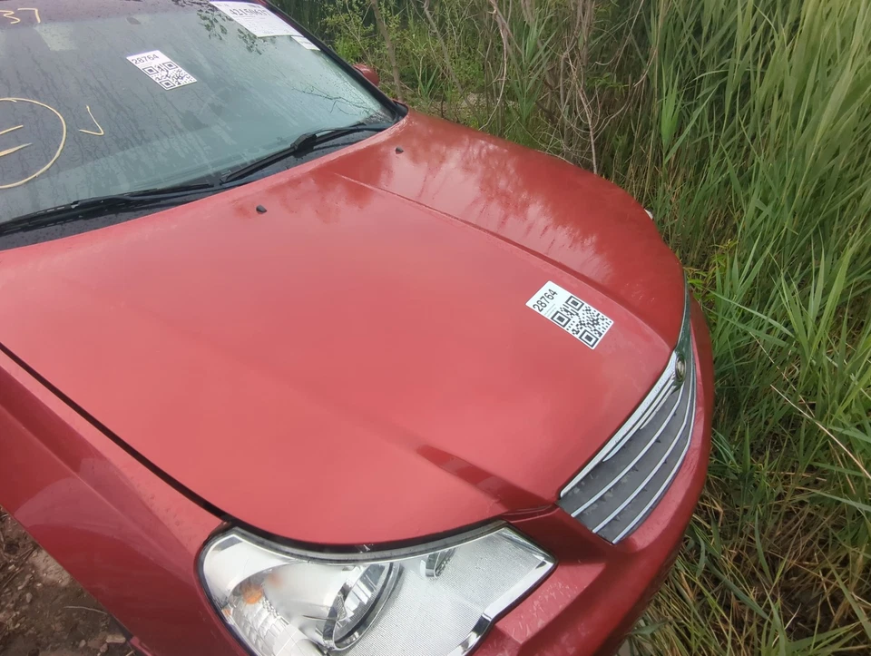 Chrysler Sebring 2010-2010 capó OEM K7TPB Foto 1 de 1