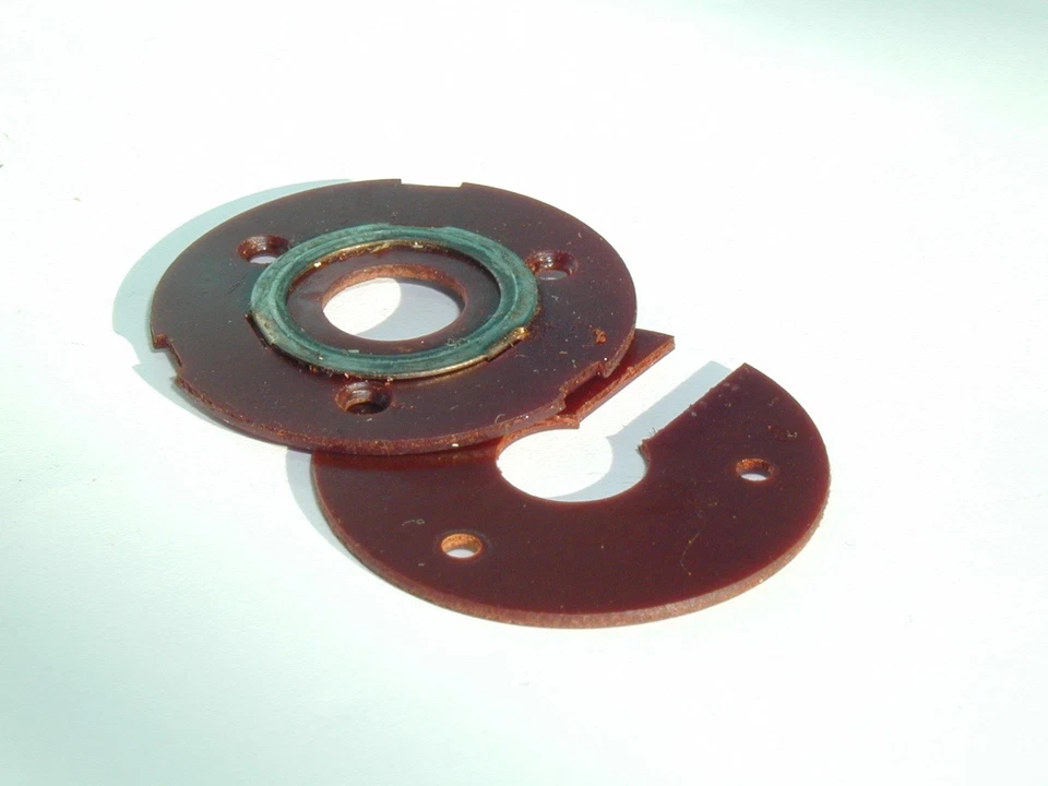 Märklin 40581 Schleifring 2tlg. für ferng. elektrischen Drehkran 7051 und 451 - Bild 1 von 1