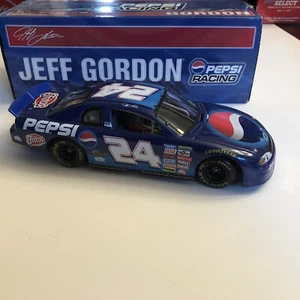 JEFF GORDON #24 PEPSI RACING 1/24 1999 NASCAR DIECAST CAR/BANK - Picture 1 of 10