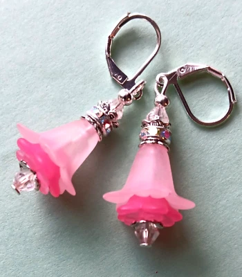 Pendiente anillo de flores y cristal acrílico rosa SP PALANCA TRASERA #ACTA Foto 1 de 4