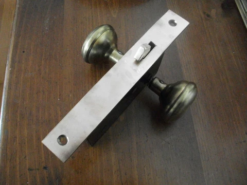 Antique Norwalk Co. Mortise Lock with 2 1/4" BRASS Handles Cover