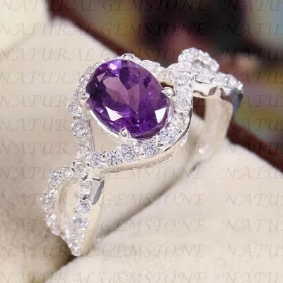 Alianza de bodas de diamantes y amatista natural de corte ovalado de 3,60 quilates enchapada en oro blanco de 18 quilates Foto 1 de 4