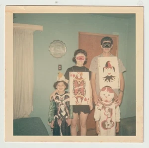 VINTAGE SNAPSHOT: FAMILY in PUPPY, WITCH, PLAYING CARDS HALLOWEEN COSTUMES - Picture 1 of 1