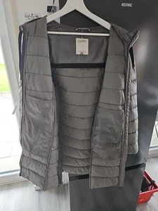 ESPRIT Damen Jacke Steppmantel mit Kapuze Wintermantel hell grau Gr S NEU - Bild 1 von 4
