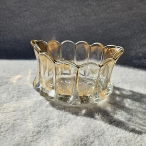 Vintage Clear Glass Scalloped Dish 2.5" X 4" Candy Nuts Dip Grandma Cottagecore - Imagen 1 de 6