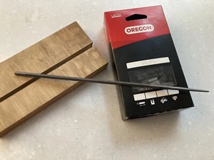 Vallorbe triangle/three square file for square ground chain filing - 2276 - Picture 1 of 6