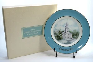 Plato de Navidad Wedgwood Avon 1974 "Country Church" Caja Original * ¡Envío Gratis! - Imagen 1 de 9