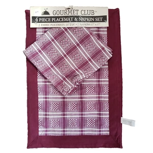 Best Brands Gourmet Club 4 Piece Placemat and Napkin Set Cranberry Red - Picture 1 of 5