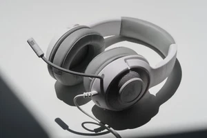 Razer Kraken X / Gaming Headset / Wired / Mercury White / Lightweight - Picture 1 of 12