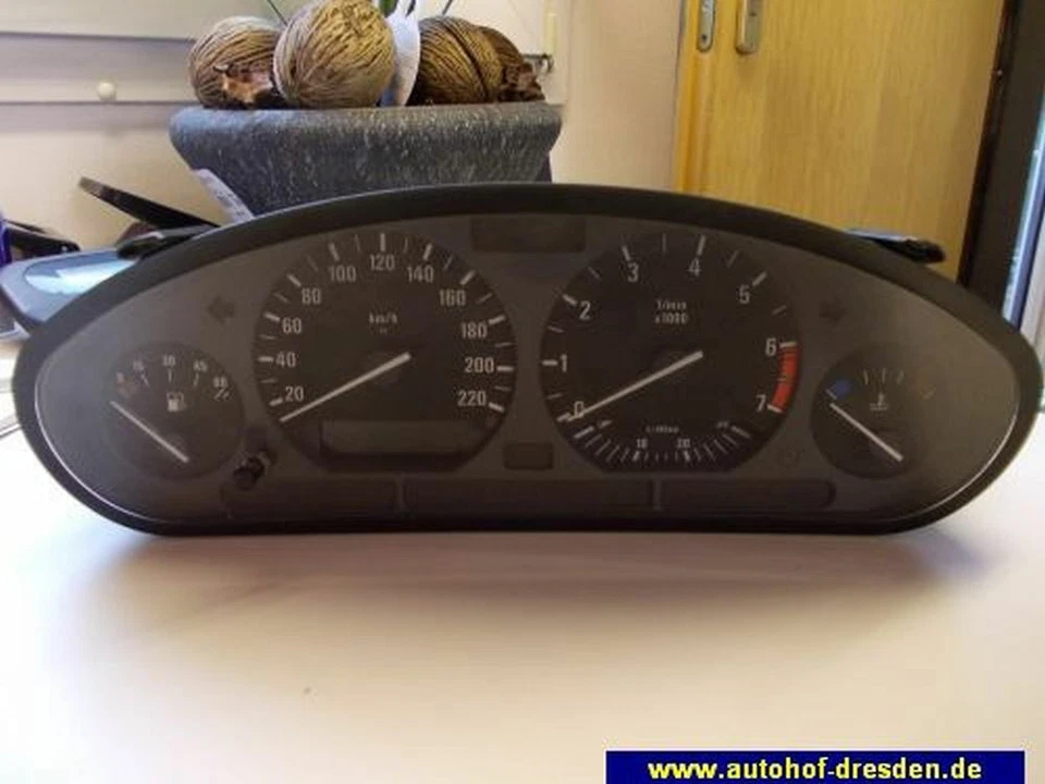 Tachometer /  Kombiinstrument 66.05..3102 BMW 3 (E36) - Bild 1 von 1