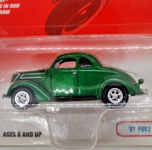 Johnny Lightning White Lightning 1937 Ford Coupe Retro Rods 1:64 Scale - Picture 1 of 3