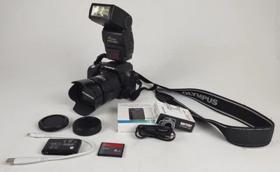 Pacote DSLR Olympus E-500 8.0MP excelente estado com lente 14-45mm + extras - Imagem 1 de 4