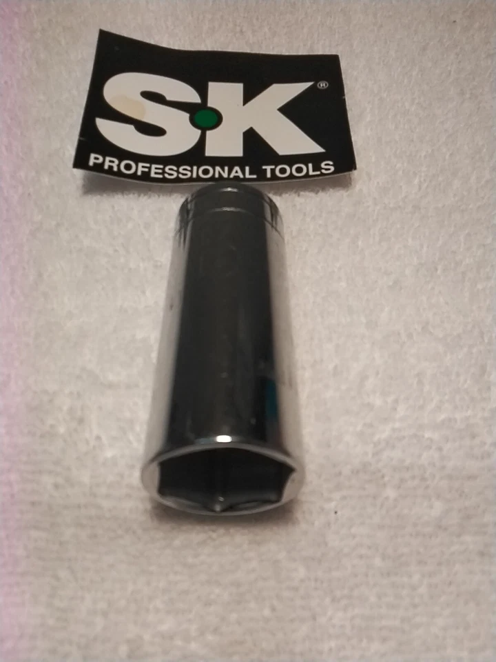S-K  41832. 1/2" DRIVE DEEP SOCKET  1" 6PT  - Image 1 of 4