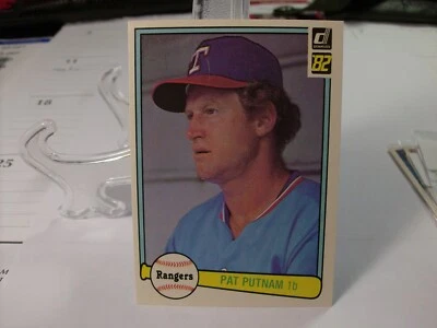 1982 Donruss Baseball  #520 - Pat Putnam - Texas Rangers   82-585 - Image 1 of 2