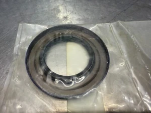 POLARIS TRIPLE LIP SEAL 3234300 3234783 t363 - Picture 1 of 2