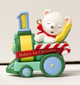 2001 HALLMARK "BABY'S 1st CHRISTMAS" - Picture 1 of 5
