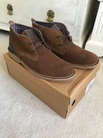 howick desert boots