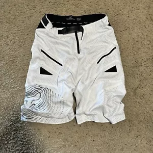 Fox Cycling Shorts - Picture 1 of 8